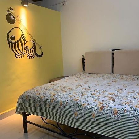 Sukant Homestay, Palu, Murbad Bagian luar foto