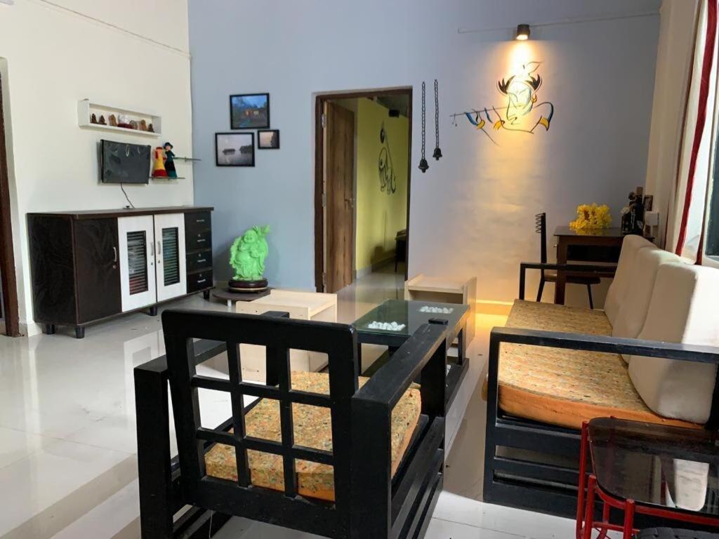 Sukant Homestay, Palu, Murbad Bagian luar foto