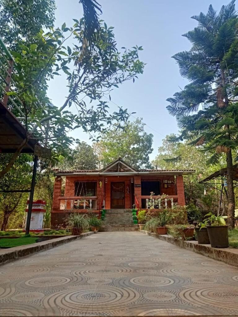 Sukant Homestay, Palu, Murbad Bagian luar foto