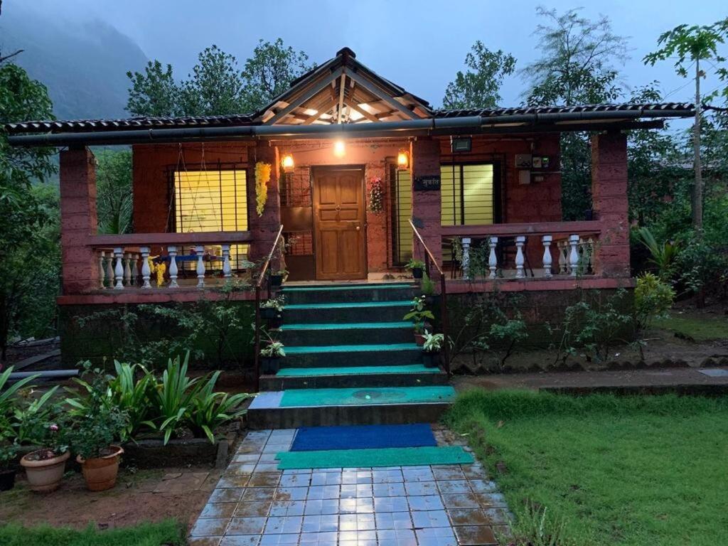 Sukant Homestay, Palu, Murbad Bagian luar foto